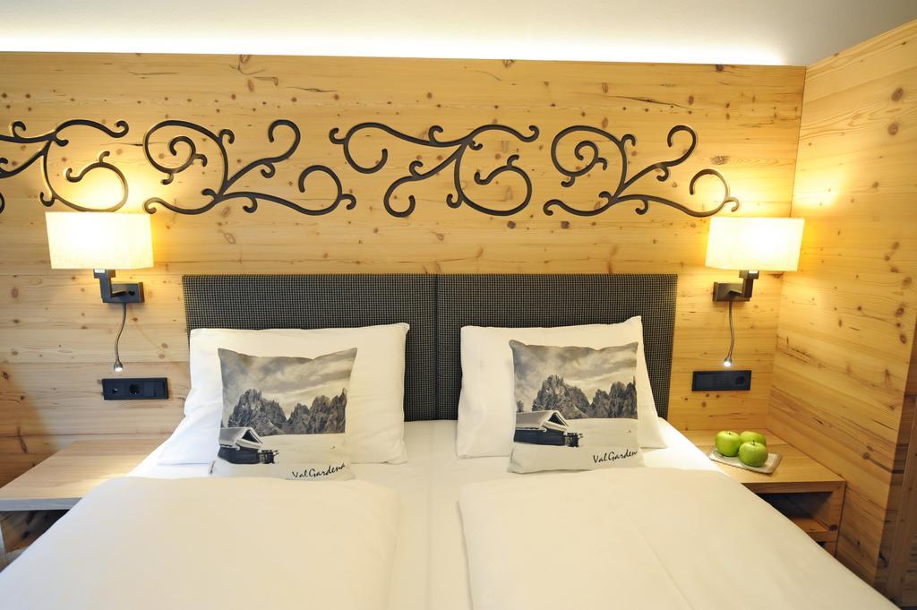 אורטיסיי Hotel Maria חדר תמונה