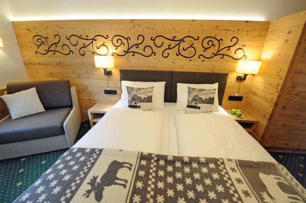 אורטיסיי Hotel Maria חדר תמונה